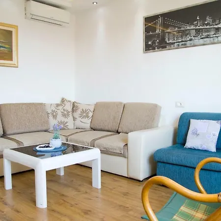 Апартаменты Port View-5 Min From Center Сплит