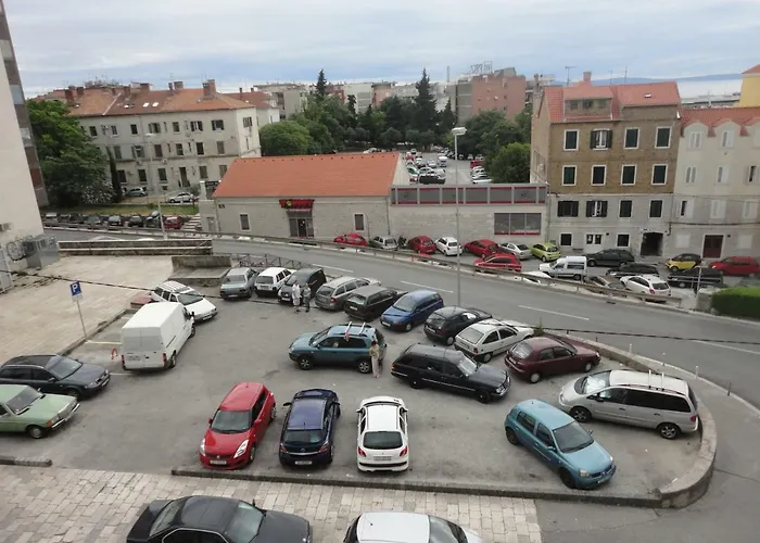 Port View-5 Min From Center Apartman *